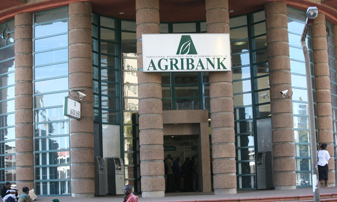 Zimbabwe Agribank Invests $2,1m in Irrigation Schemes
