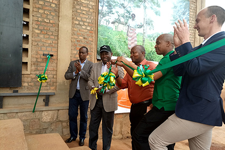  Eastern Province of Rwanda eases access to fertiliser & seeds