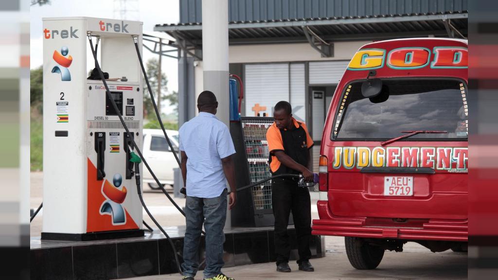 Fuel prices increase by 152% in Zimbabwe 