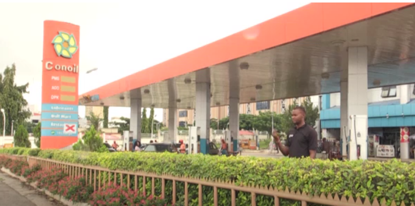 Nigeria hikes petrol prices as COVID-19 bites budget
