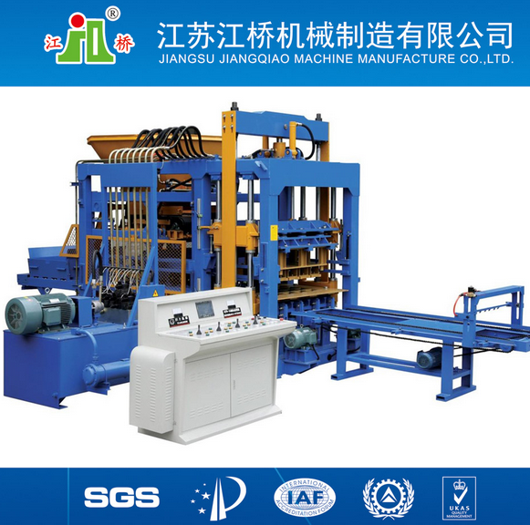 Hotselling Block Making Machinery (QT8-15)