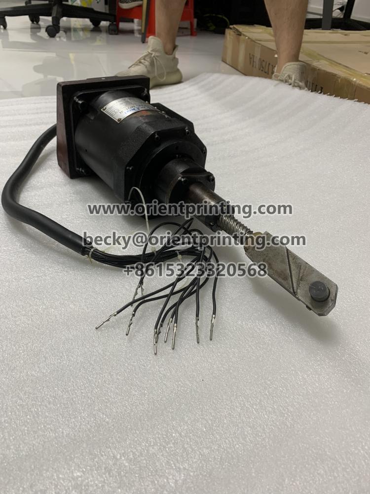 764-7001-601 Stepping Motor TR1251T-A40F-T01 Motor  For Komori Original 4447054004 Parts 7647001601 444-7054-004 Spare Parts- buying leads